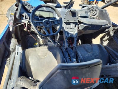 Zdjęcie 8 z 11 samochodu: 2021 CAN-AM MAVERICK X3 MAX X RS TURBO RR VIN:3JBVNAV40MK002342 - miniatura