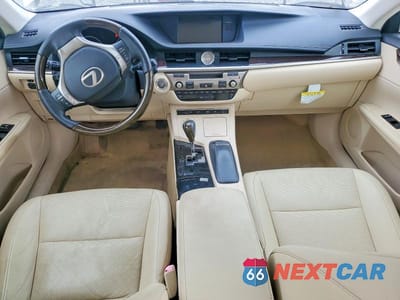 Zdjęcie 8 z 12 samochodu: 2013 LEXUS ES 350 VIN:JTHBK1GG5D2028445 - miniatura