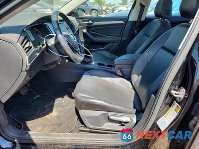 Zdjęcie 7 z 12 samochodu: 2019 VOLKSWAGEN JETTA S VIN:3VWC57BUXKM029462 - miniatura