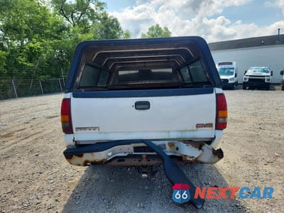 Zdjęcie 6 z 12 samochodu: 2000 GMC NEW SIERRA C1500 VIN:1GTEC14V6YZ300352 - miniatura
