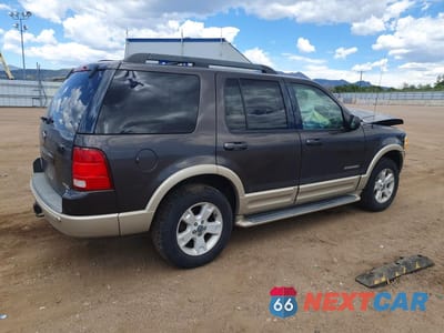 Trzecie zdjęcie samochodu z tyłu: 2005 FORD EXPLORER EDDIE BAUER VIN:1FMDU74W05UA69652 - miniatura