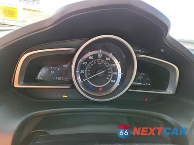 Zdjęcie 9 z 12 samochodu: 2016 MAZDA 3 TOURING VIN:JM1BM1L70G1345996 - miniatura