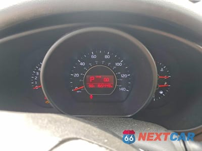 Zdjęcie 9 z 12 samochodu: 2014 KIA SOUL BASE VIN:KNDJN2A28E7701319 - miniatura