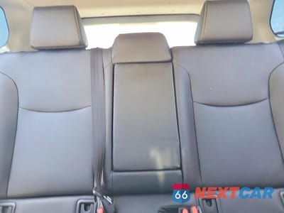 Zdjęcie 10 z 13 samochodu: 2022 TOYOTA COROLLA CROSS XLE VIN:7MUDAABG2NV007802 - miniatura