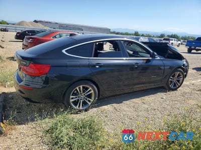 Trzecie zdjęcie samochodu z tyłu: 2019 BMW 330 VIN:WBA8Z9C55KB220744 - miniatura