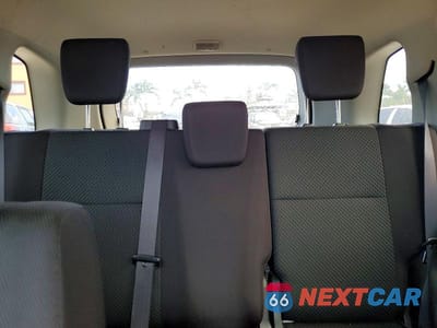 Zdjęcie 10 z 13 samochodu: 2010 SUZUKI GRAND VITARA PREMIUM VIN:JS3TE0D2XA4100337 - miniatura
