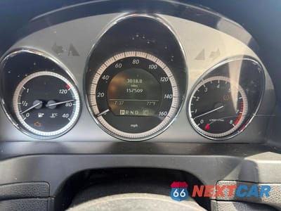 Zdjęcie 8 z 13 samochodu: 2010 MERCEDES-BENZ C 300 4MATIC VIN:WDDGF8BB9AR111417 - miniatura