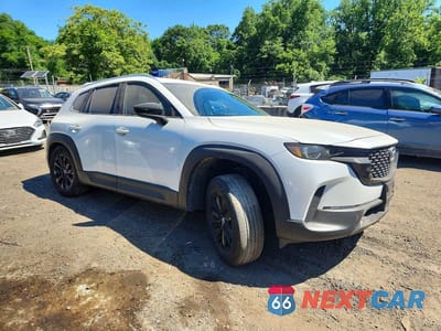 Czwarte zdjęcie samochodu z boku: 2025 MAZDA CX-50 PREMIUM VIN:7MMVABDM6SN345938 - miniatura