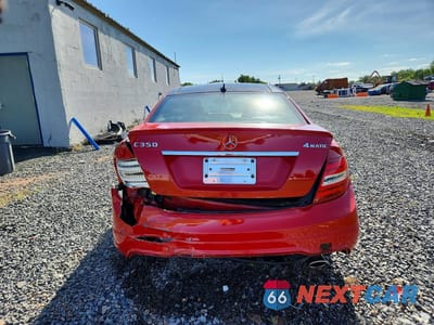 Zdjęcie 6 z 12 samochodu: 2014 MERCEDES-BENZ C 350 4MATIC VIN:WDDGJ8JB1EG195556 - miniatura