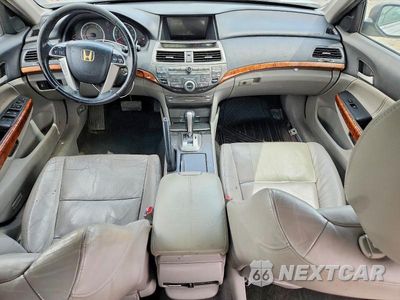 Zdjęcie 8 z 12 samochodu: 2012 HONDA ACCORD EXL VIN:1HGCP2F88CA041459 - miniatura