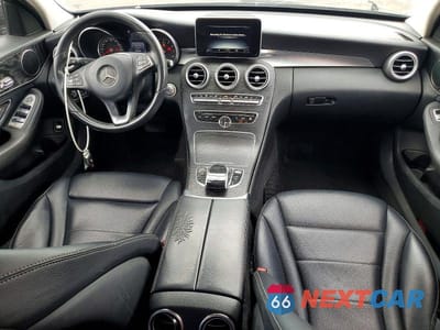 Zdjęcie 8 z 12 samochodu: 2016 MERCEDES-BENZ C 300 VIN:55SWF4JB7GU123806 - miniatura