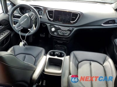 Zdjęcie 8 z 14 samochodu: 2026 CHRYSLER PACIFICA SELECT VIN:2C4RC1BG9TR230886 - miniatura