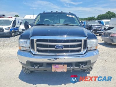 Piąte zdjęcie samochodu w środku: 2002 FORD F350 SUPER DUTY VIN:1FTWW33F82EB43469 - miniatura