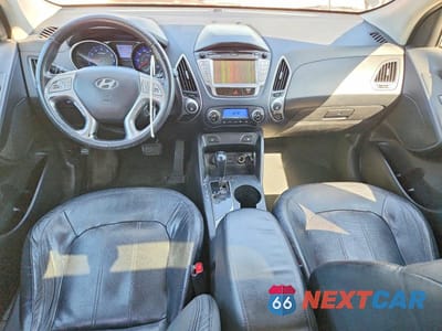 Zdjęcie 8 z 13 samochodu: 2011 HYUNDAI TUCSON LIMITED VIN:KM8JU3AC6BU222374 - miniatura
