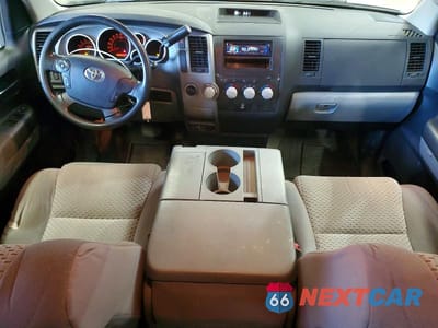 Zdjęcie 8 z 12 samochodu: 2010 TOYOTA TUNDRA DOUBLE CAB SR5 VIN:5TFUM5F14AX013328 - miniatura