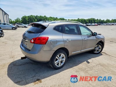 Trzecie zdjęcie samochodu z tyłu: 2013 NISSAN ROGUE S VIN:JN8AS5MVXDW115777 - miniatura