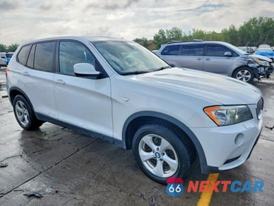 Czwarte zdjęcie samochodu z boku: 2011 BMW X3 XDRIVE28I VIN:5UXWX5C5XBL716415 - miniatura