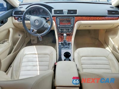Zdjęcie 8 z 13 samochodu: 2013 VOLKSWAGEN PASSAT SEL VIN:1VWCM7A30DC080260 - miniatura