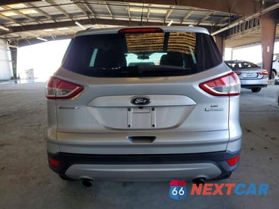 Zdjęcie 6 z 13 samochodu: 2016 FORD ESCAPE SE VIN:1FMCU0GX4GUB38983 - miniatura