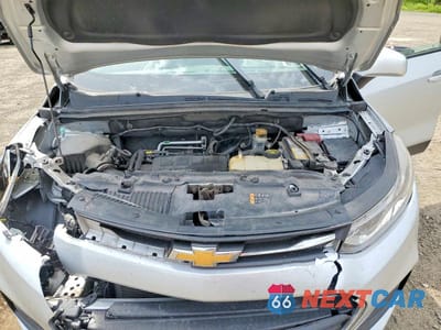 Zdjęcie 12 z 13 samochodu: 2018 CHEVROLET TRAX LS VIN:3GNCJNSB7JL223203 - miniatura