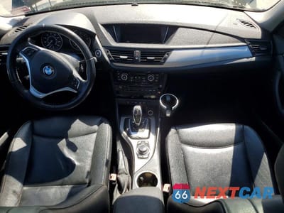 Zdjęcie 8 z 12 samochodu: 2014 BMW X1 XDRIVE28I VIN:WBAVL1C56EVY13098 - miniatura