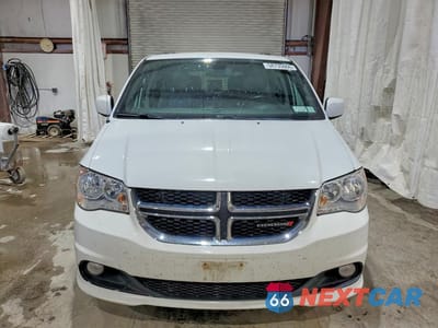 Piąte zdjęcie samochodu w środku: 2019 DODGE GRAND CARAVAN SXT VIN:2C4RDGCG3KR529433 - miniatura