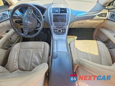Zdjęcie 8 z 12 samochodu: 2017 LINCOLN MKZ HYBRID RESERVE VIN:3LN6L5MU2HR635059 - miniatura