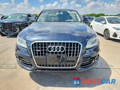 Piąte zdjęcie samochodu w środku: 2016 AUDI Q5 PREMIUM VIN:WA1C2AFPXGA058634 - miniatura