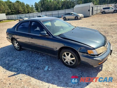 Czwarte zdjęcie samochodu z boku: 1997 HONDA ACCORD VIN:1HGCD5535VA274234 - miniatura
