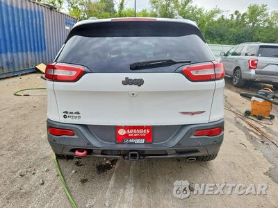 Zdjęcie 6 z 13 samochodu: 2014 JEEP CHEROKEE TRAILHAWK VIN:1C4PJMBSXEW257978 - miniatura