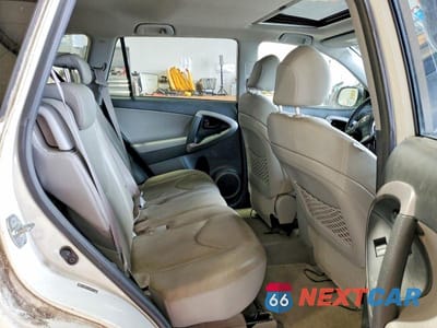 Zdjęcie 11 z 13 samochodu: 2008 TOYOTA RAV4 LIMITED VIN:JTMBD31V685195366 - miniatura