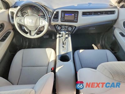 Zdjęcie 8 z 14 samochodu: 2017 HONDA HR-V LX VIN:3CZRU6H34HG705592 - miniatura
