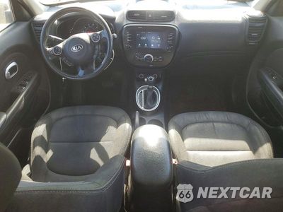 Zdjęcie 8 z 12 samochodu: 2018 KIA SOUL + VIN:KNDJP3A52J7536243 - miniatura