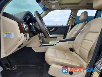 Zdjęcie 7 z 13 samochodu: 2013 MERCEDES-BENZ GLK 350 VIN:WDCGG5HB4DG054485 - miniatura