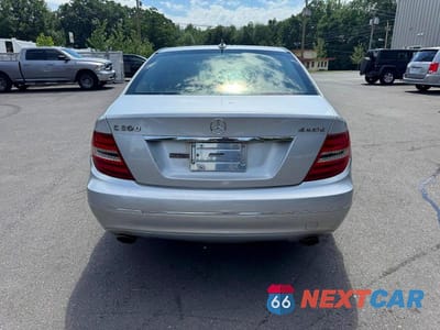 Zdjęcie 6 z 11 samochodu: 2014 MERCEDES-BENZ C 300 4MATIC VIN:WDDGF8AB7EG239514 - miniatura