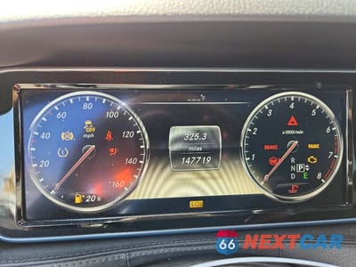 Zdjęcie 9 z 12 samochodu: 2014 MERCEDES-BENZ S 550 VIN:WDDUG8CB3EA060080 - miniatura