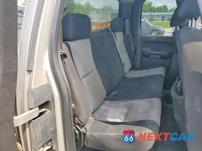 Zdjęcie 10 z 12 samochodu: 2009 CHEVROLET SILVERADO K1500 VIN:1GCEK19C89Z256950 - miniatura