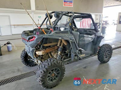 Czwarte zdjęcie samochodu z boku: 2022 POLARIS RZR XP 1000 UTILITY VEHICLE VIN:3NSNAE999NN867492 - miniatura