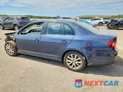 Drugie zdjęcie samochodu z przodu: 2010 VOLKSWAGEN JETTA LIMITED VIN:3VWAZ7AJ6AM123341 - miniatura