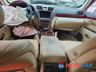 Zdjęcie 8 z 12 samochodu: 2007 LEXUS LS 460 VIN:JTHBL46F575000994 - miniatura