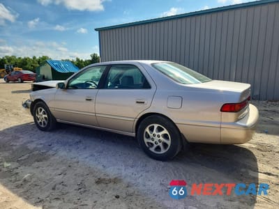 Drugie zdjęcie samochodu z przodu: 1998 TOYOTA CAMRY XLE V6 VIN:4T1BF28KXWU060227 - miniatura