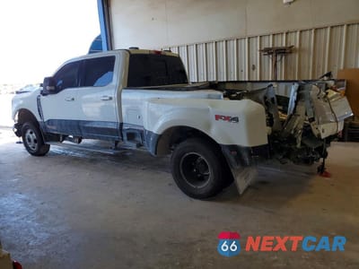 Drugie zdjęcie samochodu z przodu: 2024 FORD F350 SUPER DUTY VIN:1FT8W3DM5REE03374 - miniatura