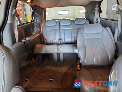 Zdjęcie 10 z 14 samochodu: 2005 DODGE GRAND CARAVAN SXT VIN:2D4GP44L75R257727 - miniatura