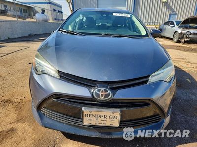 Piąte zdjęcie samochodu w środku: 2018 TOYOTA COROLLA LE VIN:5YFBURHE4JP771151 - miniatura