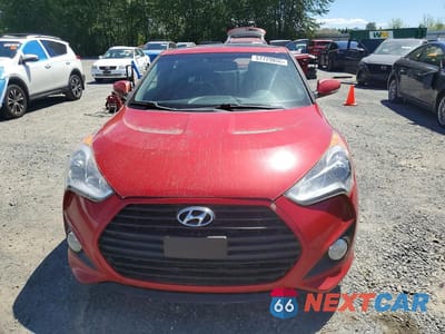Piąte zdjęcie samochodu w środku: 2013 HYUNDAI VELOSTER TURBO VIN:KMHTC6AE3DU173278 - miniatura