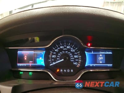 Zdjęcie 9 z 12 samochodu: 2013 LINCOLN MKS VIN:1LNHL9FT4DG610301 - miniatura