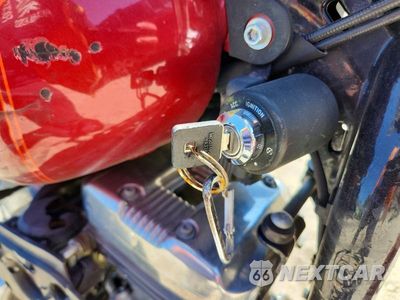 Zdjęcie 8 z 9 samochodu: 2004 HARLEY-DAVIDSON XL883 C VIN:1HD4CJM164K447491 - miniatura