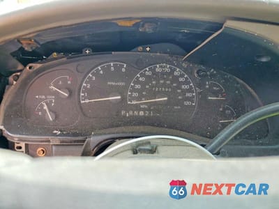 Zdjęcie 9 z 13 samochodu: 1999 FORD EXPLORER VIN:1FMYU22X3XUC25511 - miniatura