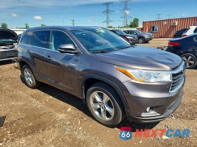 Czwarte zdjęcie samochodu z boku: 2015 TOYOTA HIGHLANDER HYBRID LIMITED VIN:5TDDCRFHXFS008560 - miniatura