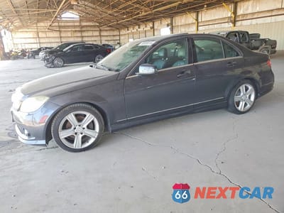 2010 MERCEDES-BENZ C 300 WDDGF5EB8AF475985 - główne zdjęcie licytacji z USA - miniatura